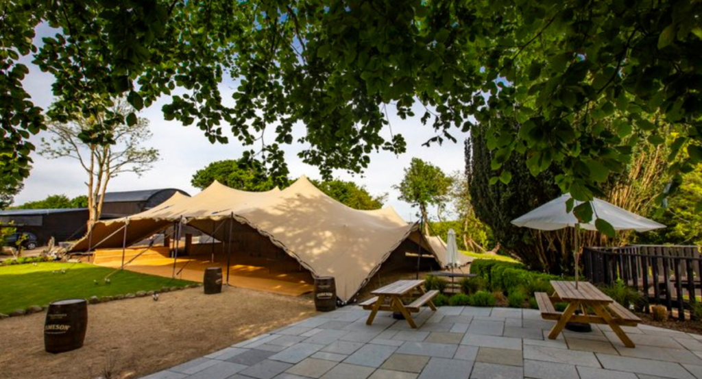 tent for outdoor ceremonies